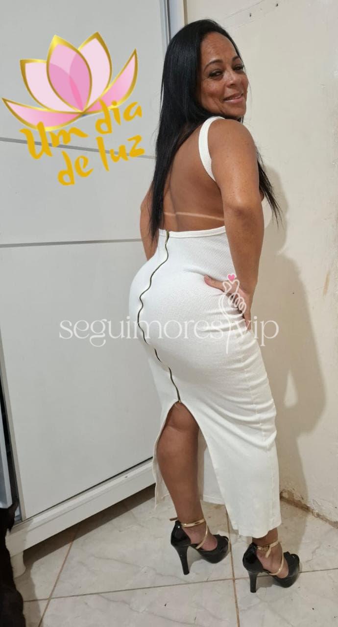 Nazlii em Rio de Janeiro - Rio de Janeiro — presença marcante (foto 8 de 9)